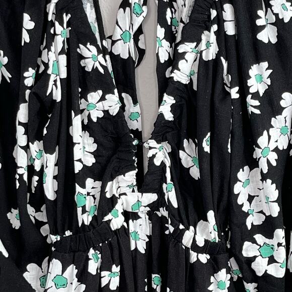 Topshop Black Daisy Floral Linen Long Sleeve V-Neck Short Romper 8/10 Medium NWT - Picture 5 of 14